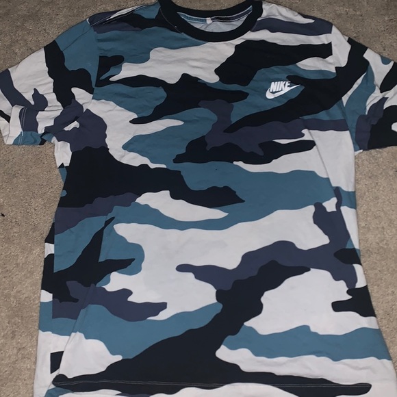 Nike Other - Camo blue white and black Nike Tee